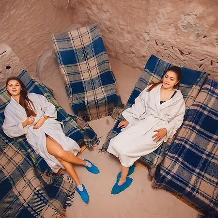 אתר נופש Karpaty טרוסקבץ