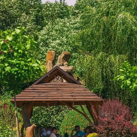 Üdülőközpont Karpaty 4*